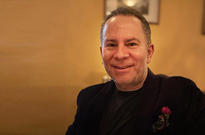 David Fox, MD, FACS headshot